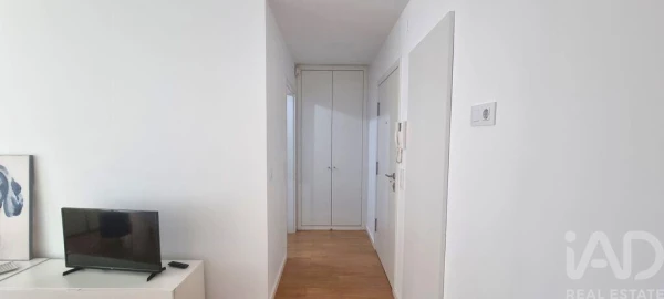 Apartamento T1 para Arrendamento em Avenidas Novas