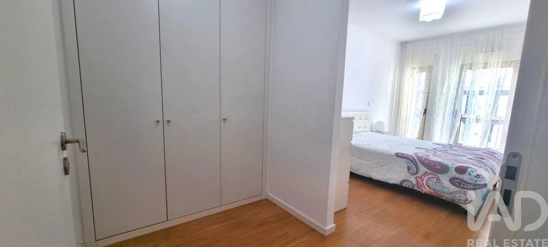 Apartamento T1 para Arrendamento em Avenidas Novas Foto 11