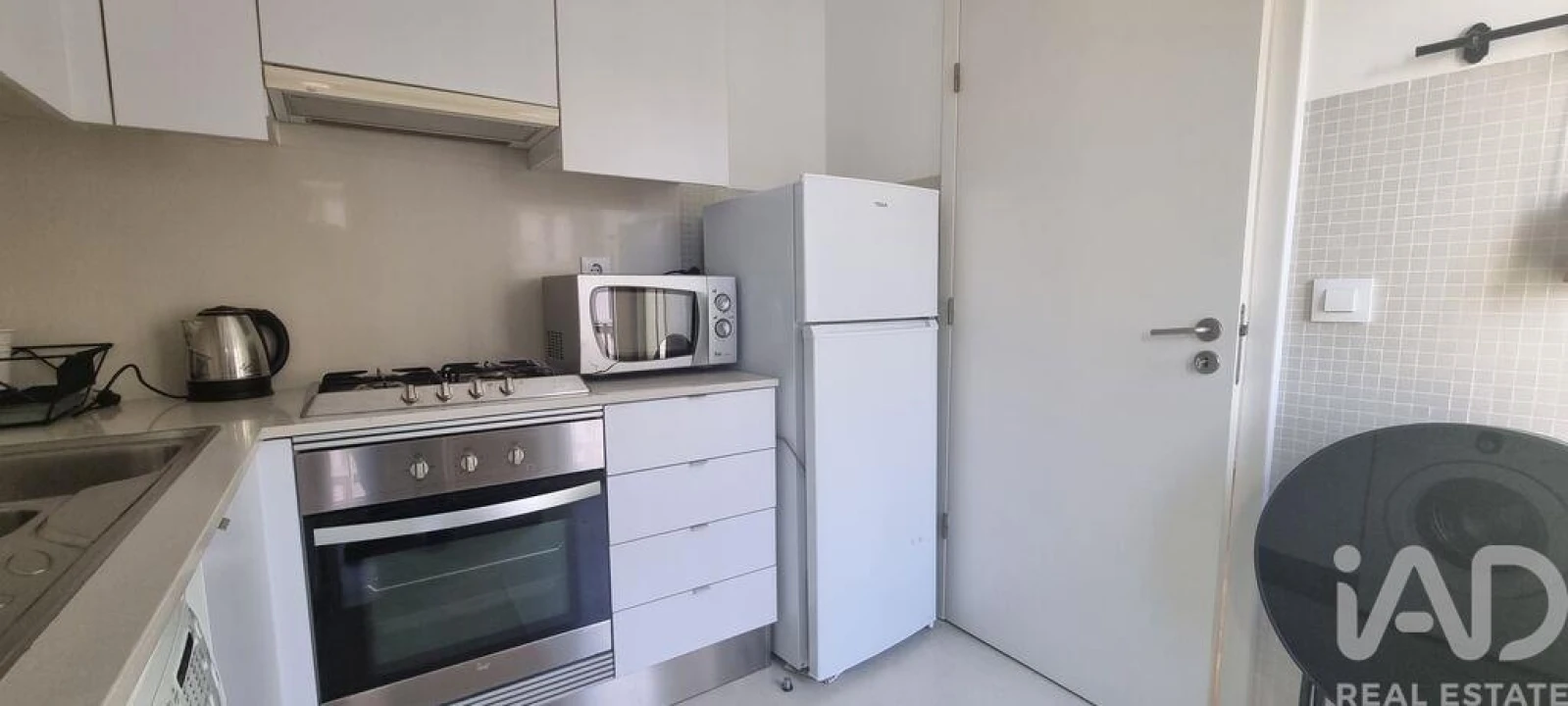 Apartamento T1 para Arrendamento em Avenidas Novas Foto 8