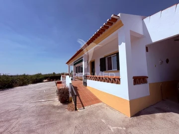 Quinta T4 para Venda em São João Baptista