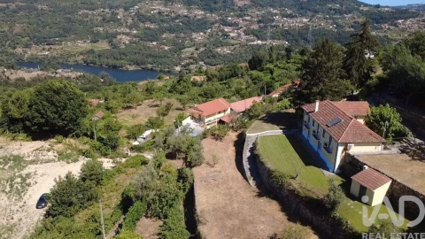 Quinta T3 para Venda em São Cristovão de Nogueira