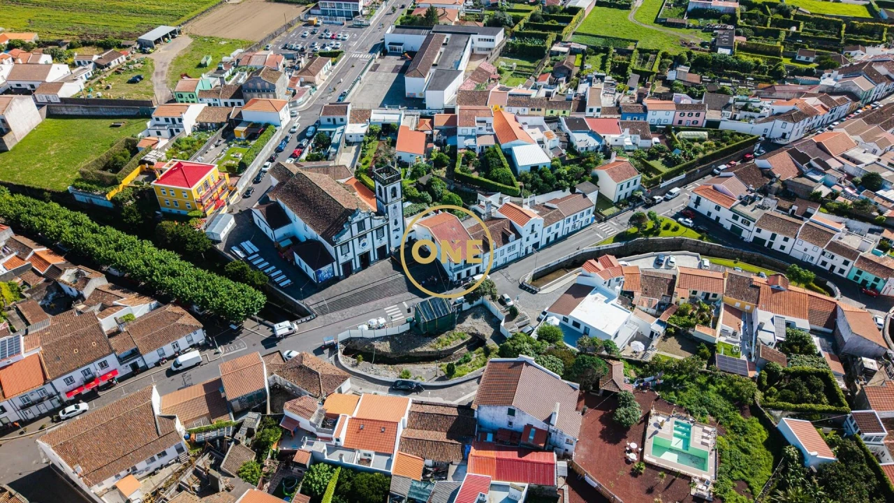 Moradia T3 para Venda em Ribeirinha Foto 20