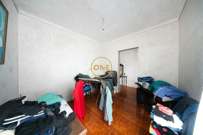 Moradia T3 para Venda em Ribeirinha