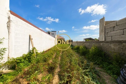 Moradia T3 para Venda em Ribeirinha