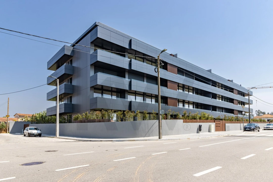 Apartamento T4 para Venda em São Felix da Marinha Foto 47