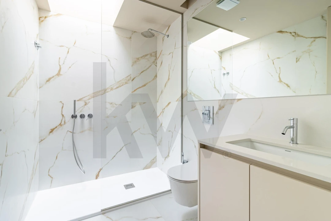 Apartamento T4 para Venda em São Felix da Marinha Foto 25