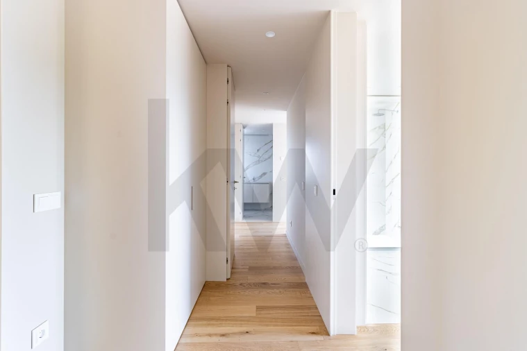 Apartamento T4 para Venda em São Felix da Marinha Foto 36