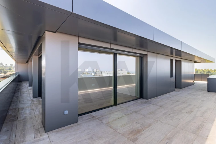Apartamento T4 para Venda em São Felix da Marinha Foto 4