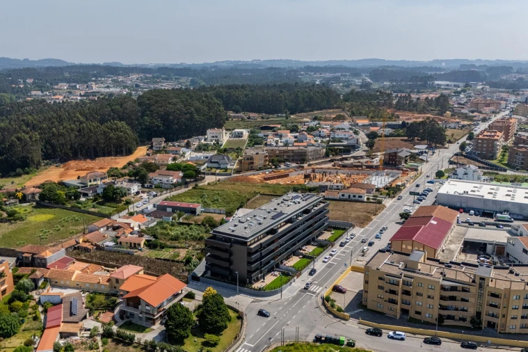 Apartamento T4 para Venda em São Felix da Marinha Foto 43