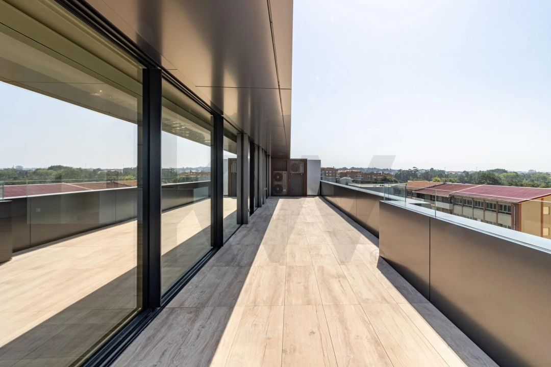 Apartamento T4 para Venda em São Felix da Marinha Foto 3