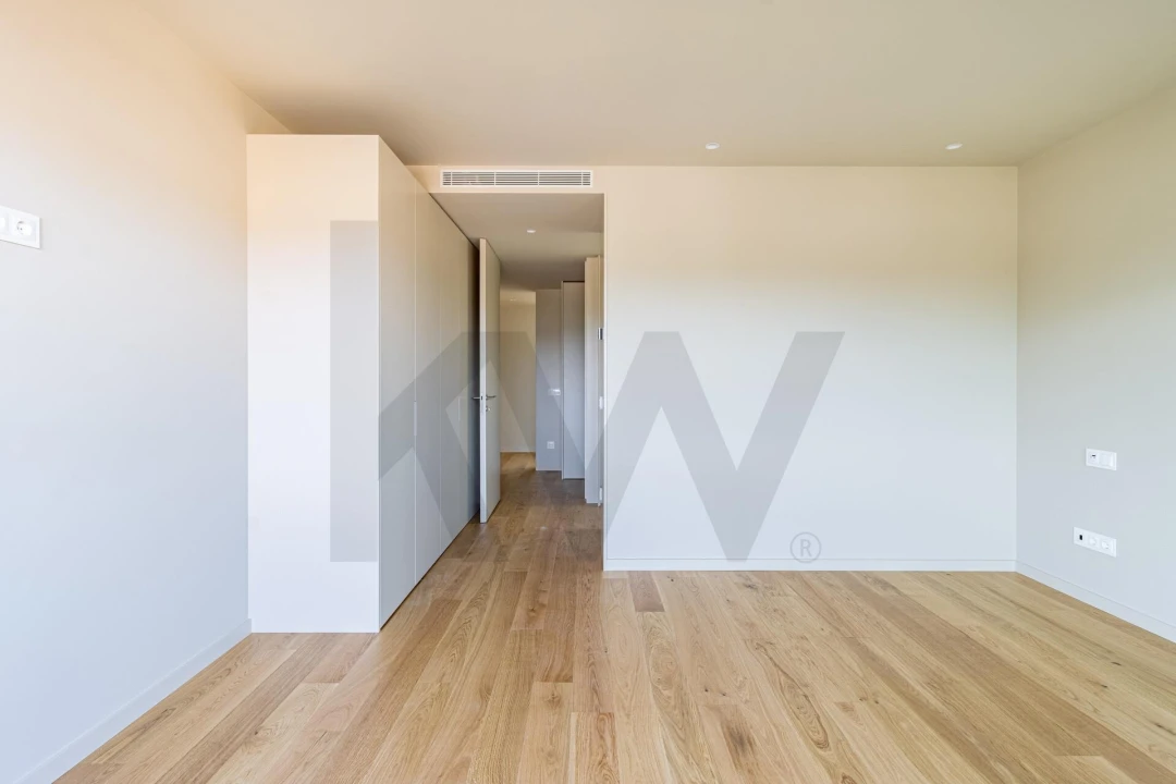 Apartamento T4 para Venda em São Felix da Marinha Foto 26