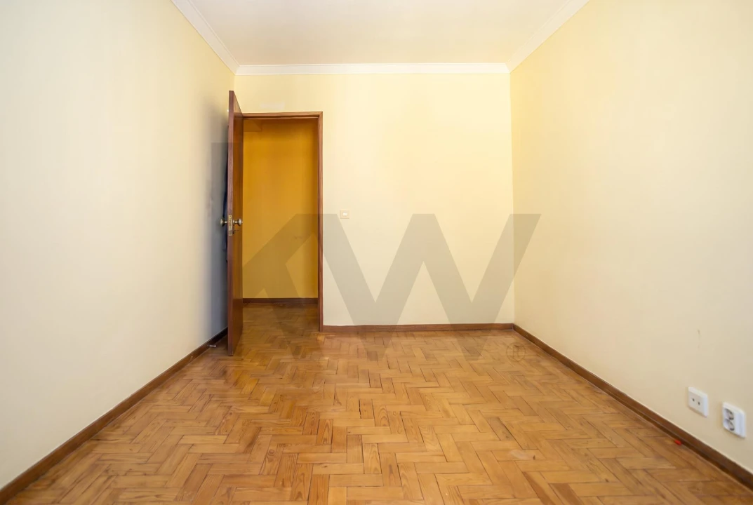 Apartamento T2 para Venda em Caparica e Trafaria Foto 12