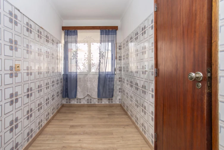 Apartamento T2 para Venda em Caparica e Trafaria Foto 3