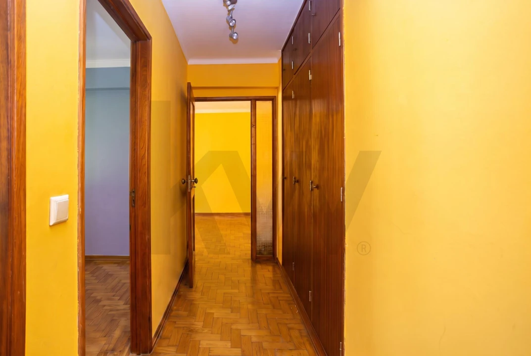 Apartamento T2 para Venda em Caparica e Trafaria Foto 4