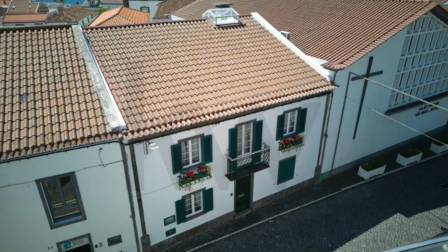 Moradia T3 para Venda em Vila Franca do Campo (São Miguel) Foto 26