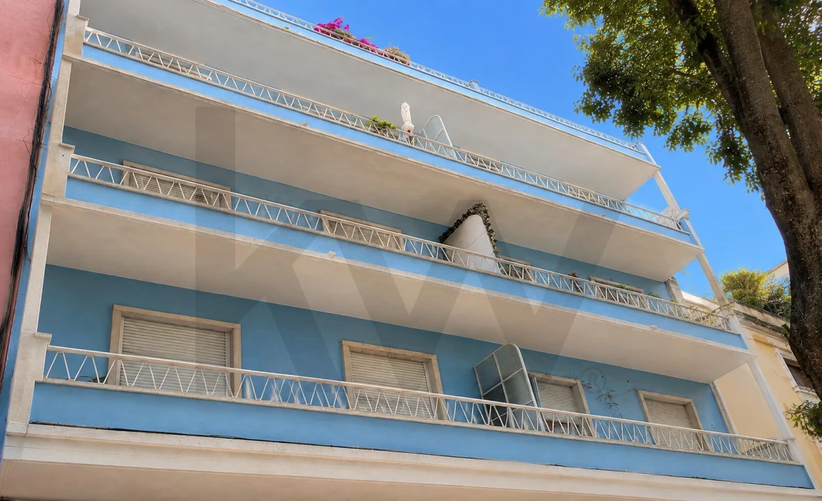 Apartamento T2 para Arrendamento em Campo de Ourique Foto 15