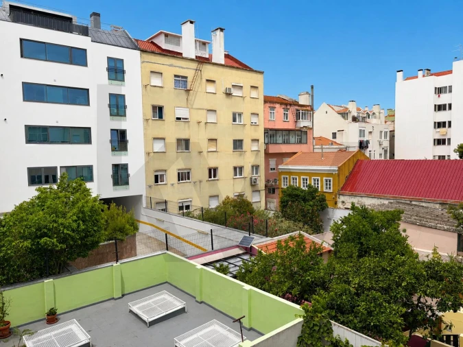 Apartamento T2 para Arrendamento em Campo de Ourique Foto 14