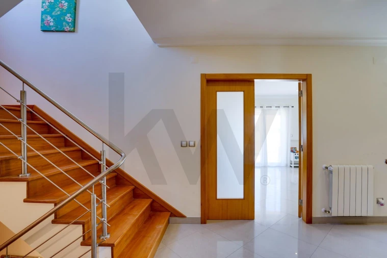 Moradia T3 para Venda em Santa Maria e São Miguel, São Martinho, São Pedro Penaferrim Foto 8
