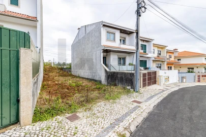 Terreno para Venda em São João da Madeira