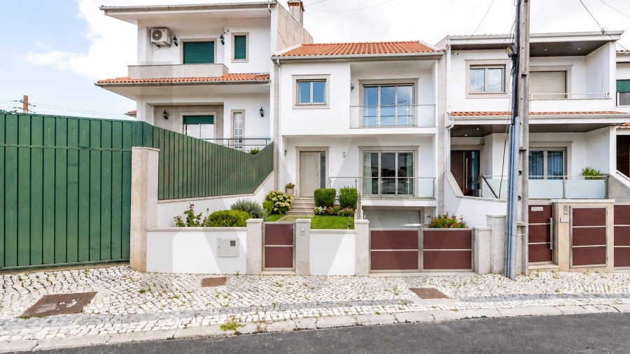 Terreno para Venda em São João da Madeira