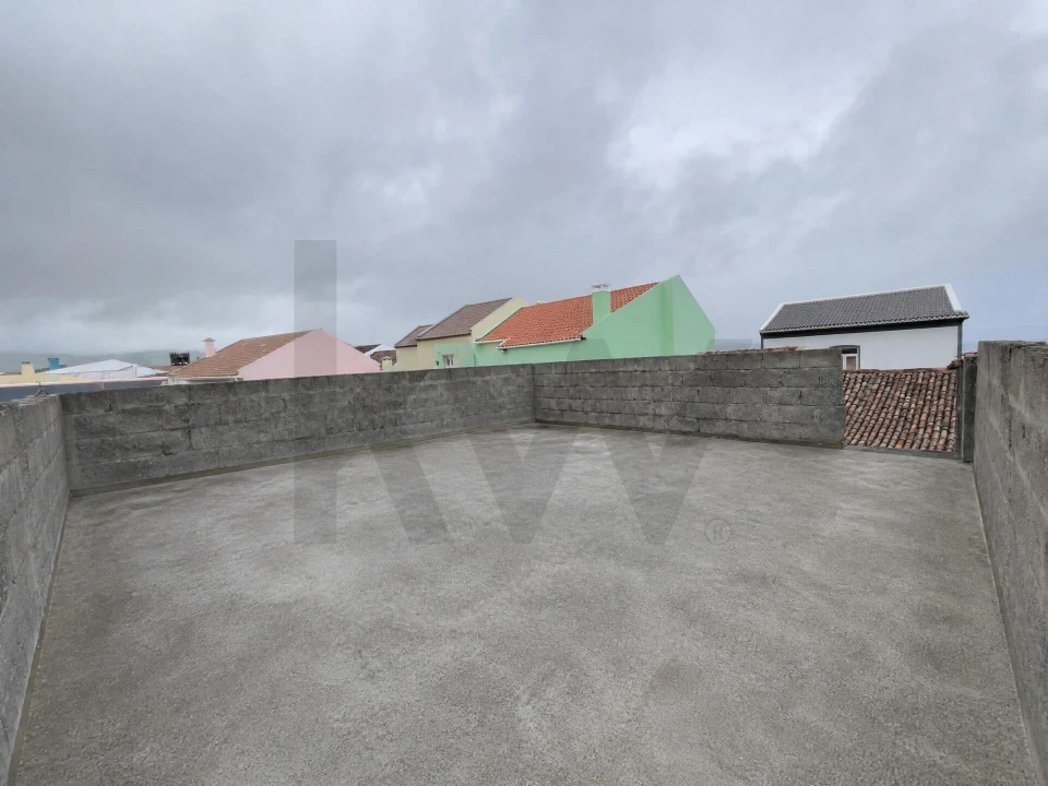 Garagem para Venda em Ribeira Grande (Matriz) Foto 4