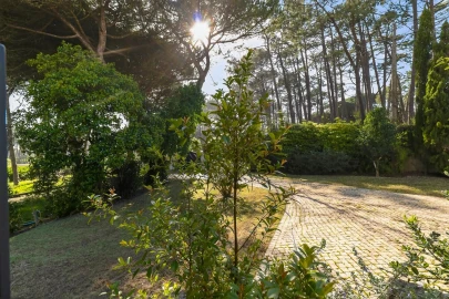 Moradia T4 para Venda em São João das Lampas e Terrugem