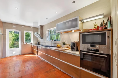 Moradia T4 para Venda em São João das Lampas e Terrugem