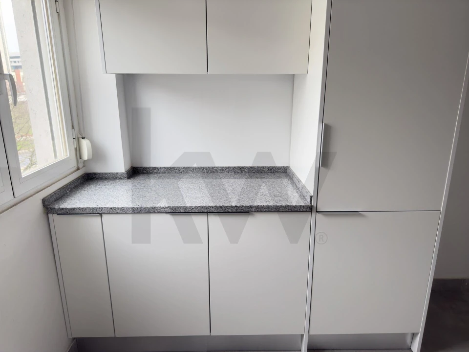 Apartamento T1 para Arrendamento em Campo de Ourique Foto 23