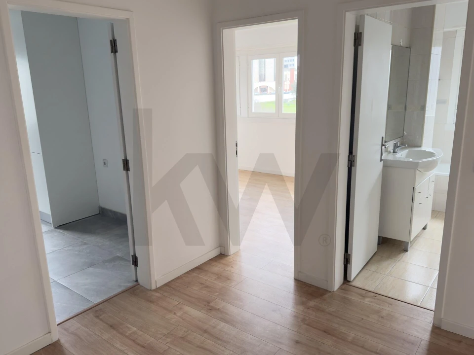 Apartamento T1 para Arrendamento em Campo de Ourique Foto 10