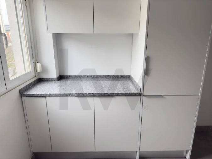 Apartamento T1 para Arrendamento em Campo de Ourique Foto 23