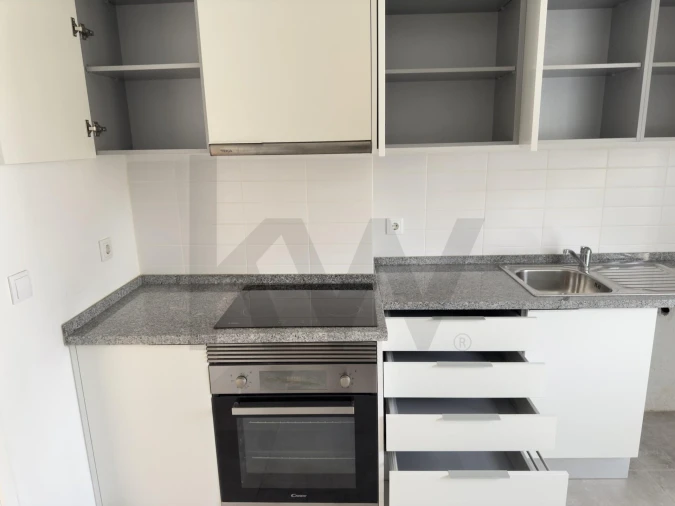Apartamento T1 para Arrendamento em Campo de Ourique Foto 20