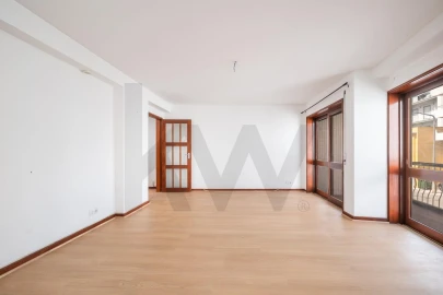 Apartamento T3 para Venda em Buarcos