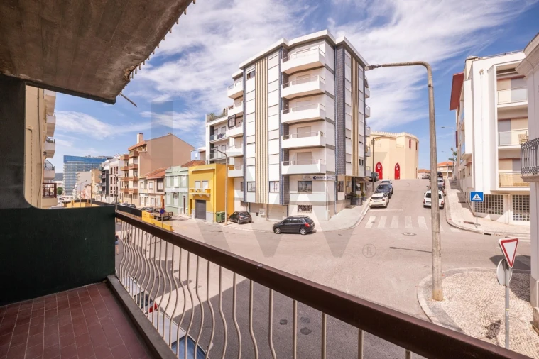 Apartamento T3 para Venda em Buarcos Foto 4