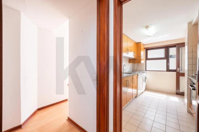 Apartamento T3 para Venda em Buarcos Foto 12