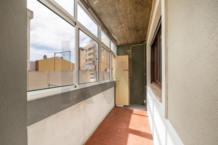 Apartamento T3 para Venda em Buarcos Foto 11