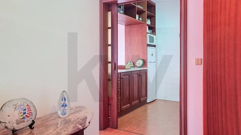 Apartamento T1 para Venda em A dos Cunhados e Maceira