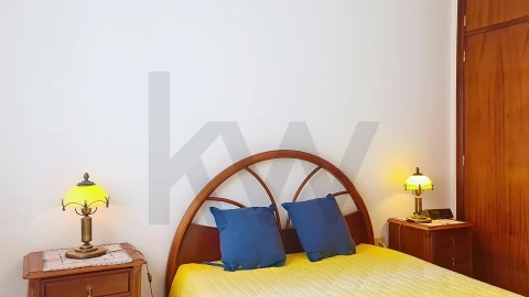 Apartamento T1 para Venda em A dos Cunhados e Maceira