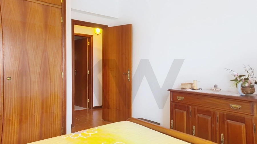 Apartamento T1 para Venda em A dos Cunhados e Maceira Foto 3