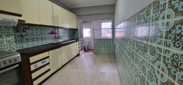 Apartamento T3 para Arrendamento em União das Freguesias de Setúbal