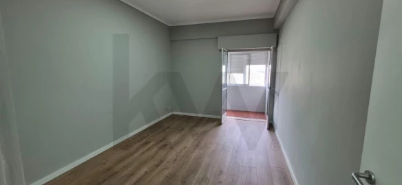 Apartamento T3 para Arrendamento em União das Freguesias de Setúbal