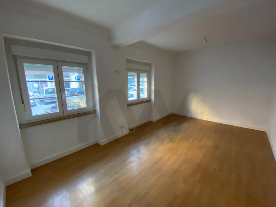 Apartamento T2 para Arrendamento em Arroios Foto 10