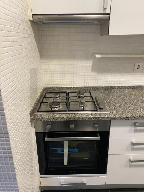Apartamento T2 para Arrendamento em Arroios
