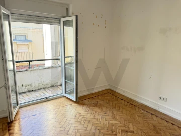Apartamento T2 para Arrendamento em Arroios