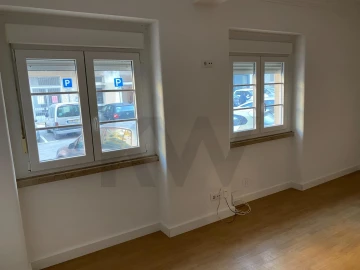 Apartamento T2 para Arrendamento em Arroios