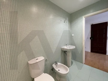Apartamento T2 para Arrendamento em Arroios