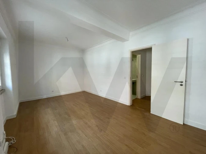 Apartamento T2 para Arrendamento em Arroios Foto 21