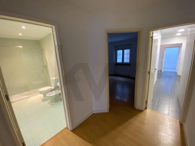 Apartamento T2 para Arrendamento em Arroios Foto 13