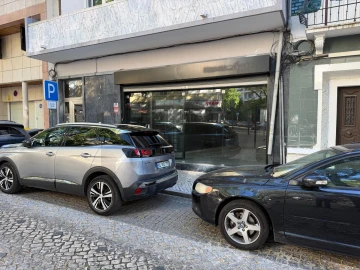 Loja para Arrendamento em Avenidas Novas