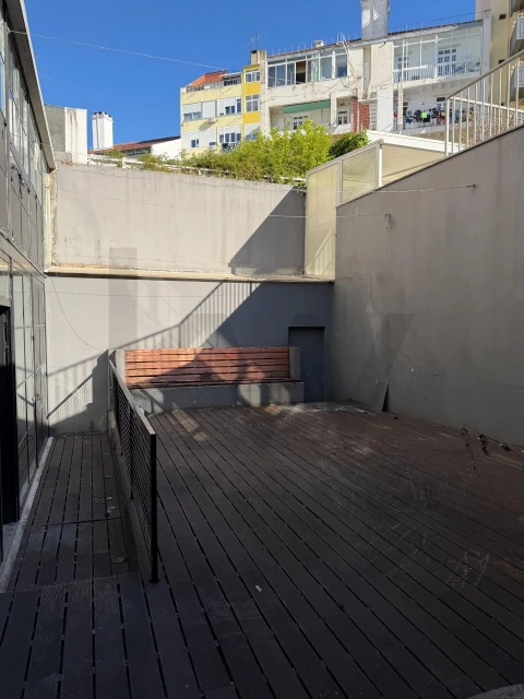 Loja para Arrendamento em Avenidas Novas