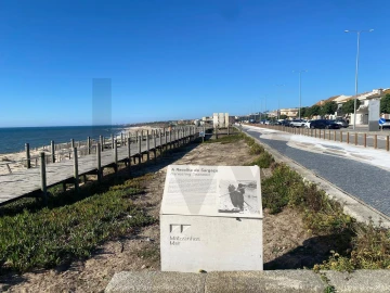 Moradia T4 para Arrendamento em Perafita, Lavra e Santa Cruz do Bispo